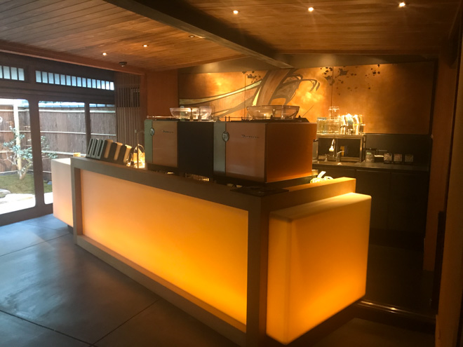 starbucksbar