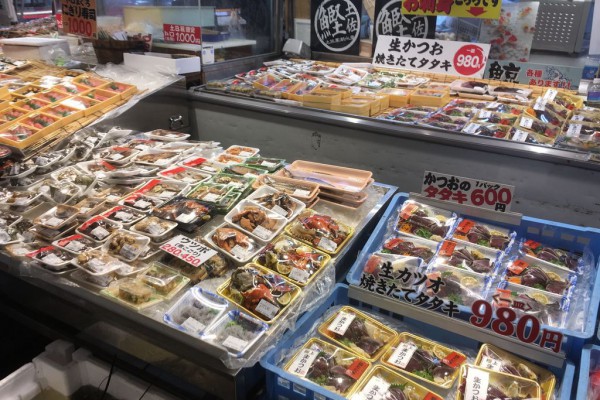 ひろめ市場