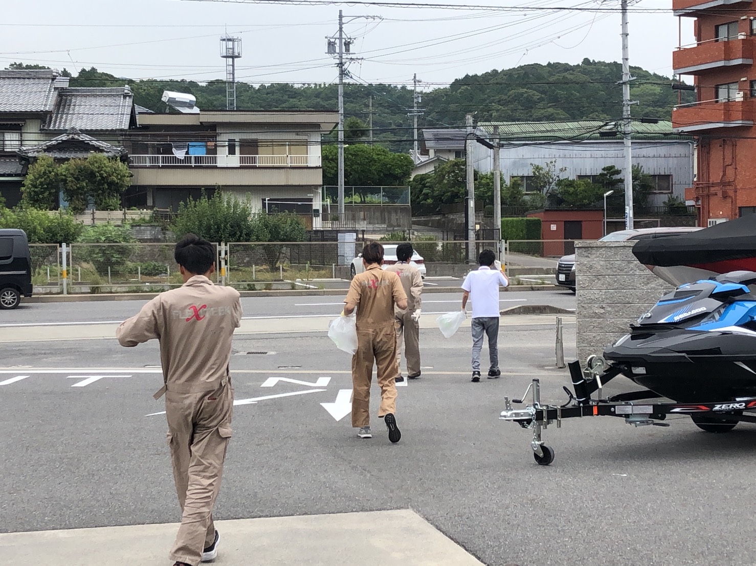 【7月】敷地外清掃
